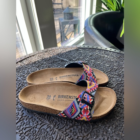 BIRKENSTOCK MADRID SANDALS IN AZTEC GEOMETRIC PRINT 35 EU 4 US - Picture 2 of 6